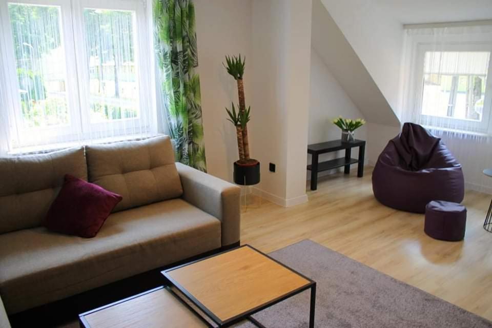 Apartamenty Fredry Lesko Habitación foto
